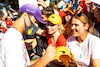 GP AUSTRALIA, Daniel Ricciardo (AUS) McLaren with fans.
08.04.2022. Formula 1 World Championship, Rd 3, Australian Grand Prix, Albert Park, Melbourne, Australia, Practice Day.
- www.xpbimages.com, EMail: requests@xpbimages.com © Copyright: Bearne / XPB Images