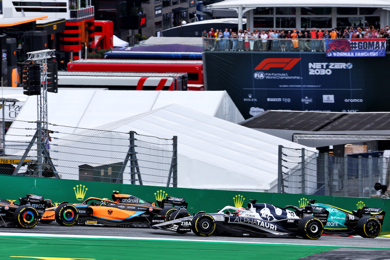 GP AUSTRIA, Pierre Gasly (FRA) AlphaTauri AT03 at the partenza of the race.
10.07.2022. Formula 1 World Championship, Rd 11, Austrian Grand Prix, Spielberg, Austria, Gara Day.
- www.xpbimages.com, EMail: requests@xpbimages.com © Copyright: Batchelor / XPB Images