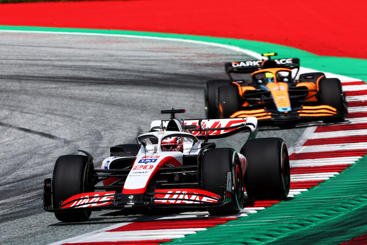 GP AUSTRIA, Kevin Magnussen (DEN) Haas VF-22.
10.07.2022. Formula 1 World Championship, Rd 11, Austrian Grand Prix, Spielberg, Austria, Gara Day.
- www.xpbimages.com, EMail: requests@xpbimages.com © Copyright: Charniaux / XPB Images