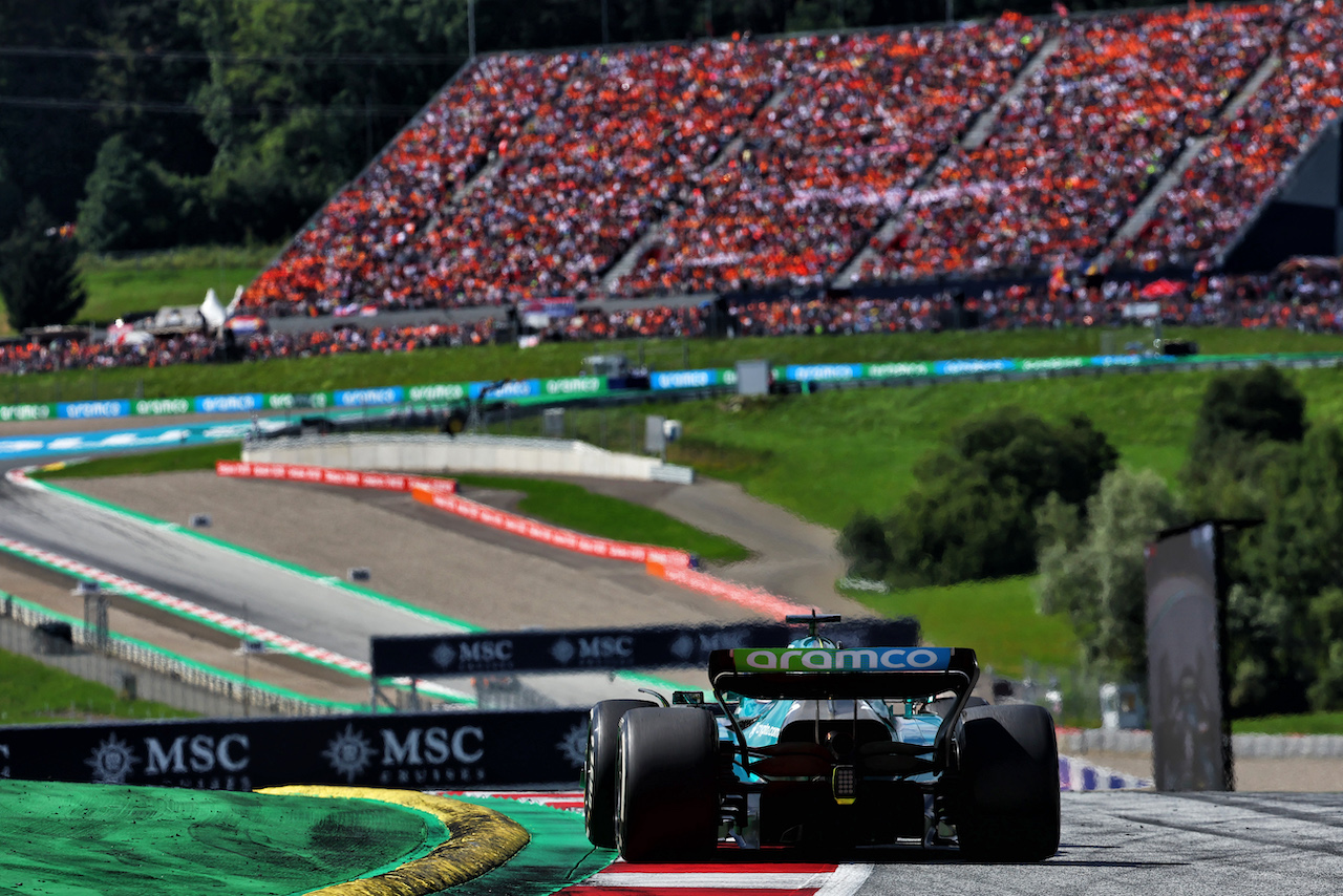GP AUSTRIA, Lance Stroll (CDN) Aston Martin F1 Team AMR22.
10.07.2022. Formula 1 World Championship, Rd 11, Austrian Grand Prix, Spielberg, Austria, Gara Day.
- www.xpbimages.com, EMail: requests@xpbimages.com © Copyright: Batchelor / XPB Images
