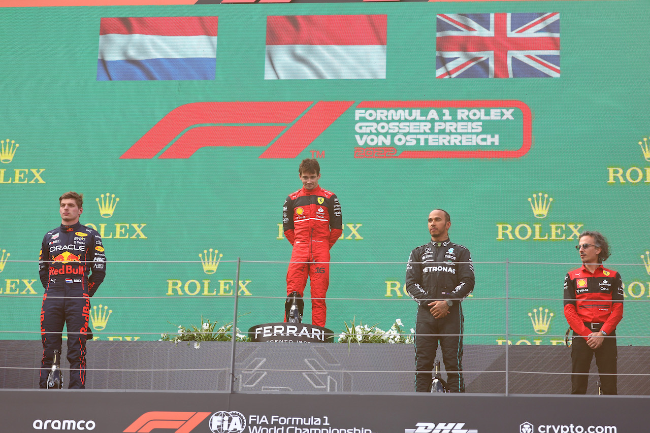 GP AUSTRIA, 1st place Charles Leclerc (MON) Ferrari F1-75 with 2nd place Max Verstappen (NLD) Red Bull Racing RB18, 3rd place Lewis Hamilton (GBR) Mercedes AMG F1 W13 e 
Laurent Mekies (FRA) Ferrari Sporting Director.
10.07.2022. Formula 1 World Championship, Rd 11, Austrian Grand Prix, Spielberg, Austria, Gara Day.
- www.xpbimages.com, EMail: requests@xpbimages.com ¬© Copyright: Batchelor / XPB Images