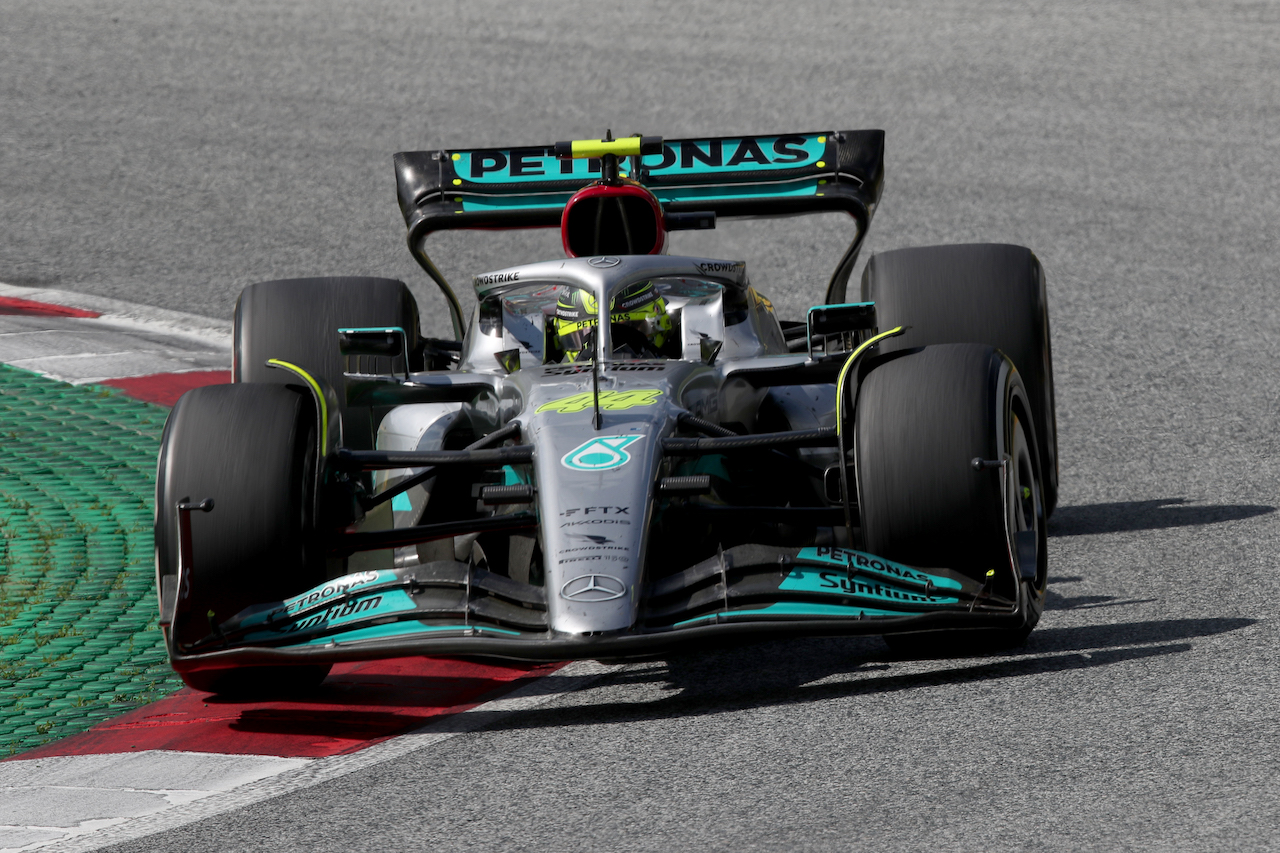 GP AUSTRIA, Lewis Hamilton (GBR) Mercedes AMG F1 W13.
10.07.2022. Formula 1 World Championship, Rd 11, Austrian Grand Prix, Spielberg, Austria, Gara Day.
 - www.xpbimages.com, EMail: requests@xpbimages.com © Copyright: Coates / XPB Images
