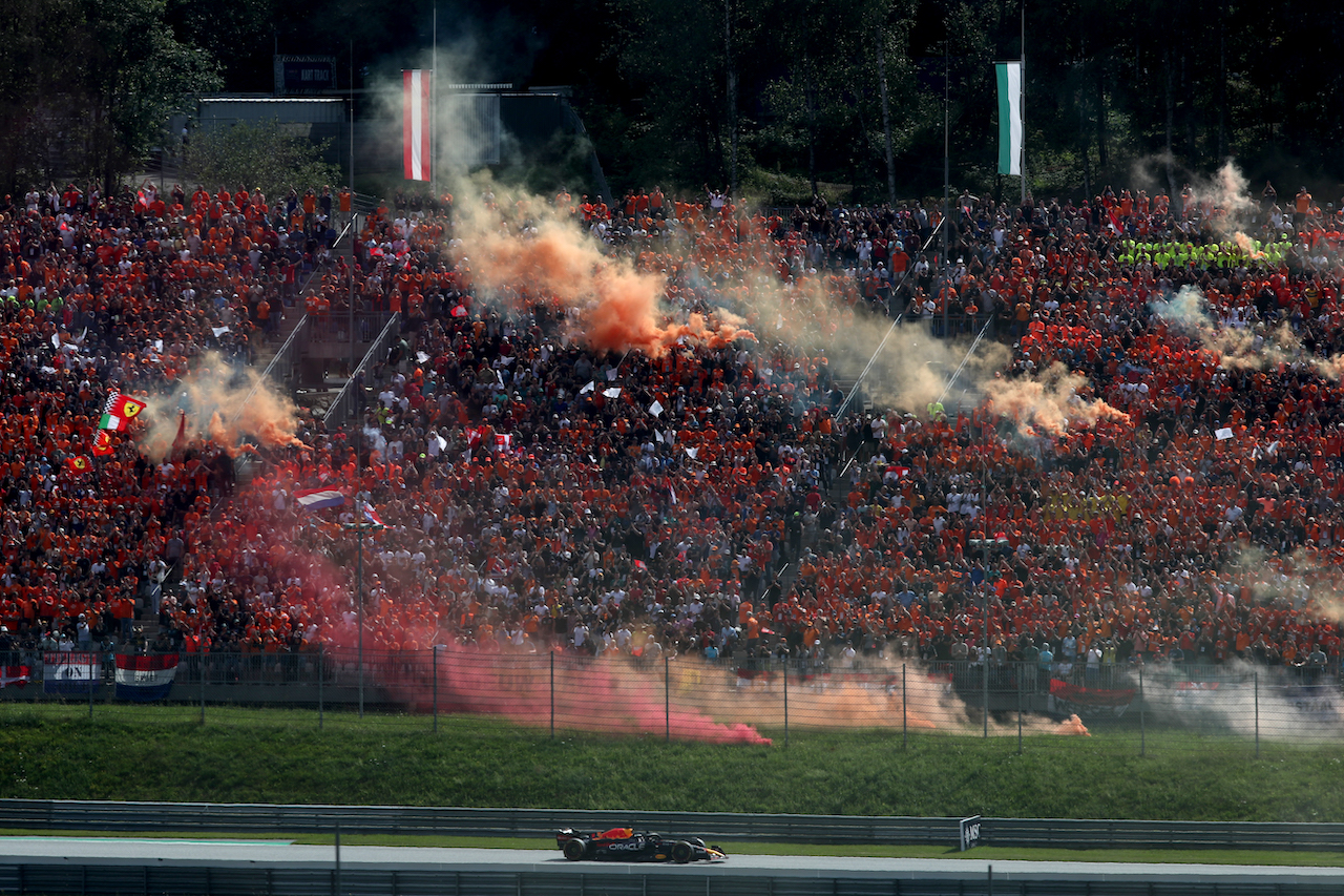 GP AUSTRIA, Max Verstappen (NLD) Red Bull Racing RB18.
10.07.2022. Formula 1 World Championship, Rd 11, Austrian Grand Prix, Spielberg, Austria, Gara Day.
 - www.xpbimages.com, EMail: requests@xpbimages.com © Copyright: Coates / XPB Images