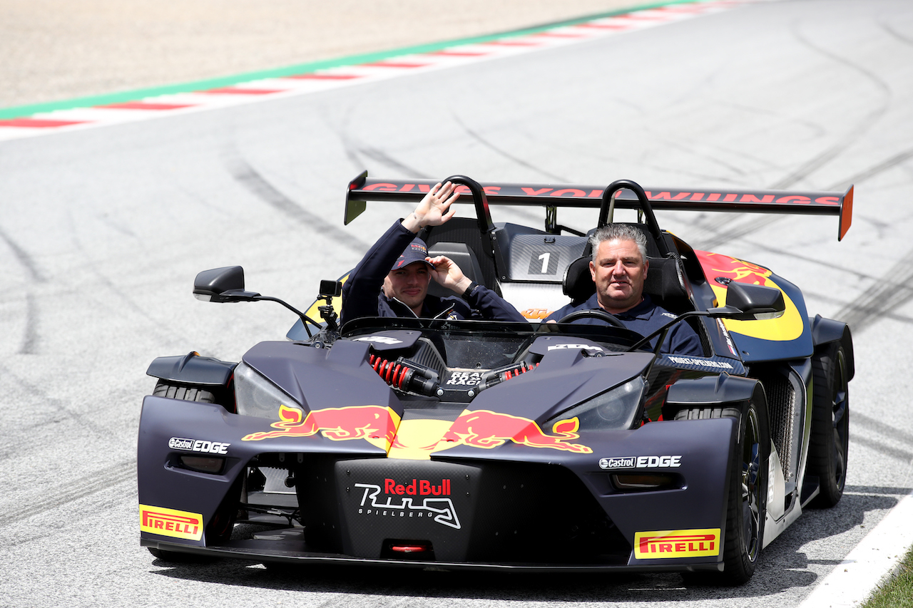 GP AUSTRIA, Max Verstappen (NLD) Red Bull Racing on the drivers parade with a KTM X-Bow.
10.07.2022. Formula 1 World Championship, Rd 11, Austrian Grand Prix, Spielberg, Austria, Gara Day.
 - www.xpbimages.com, EMail: requests@xpbimages.com © Copyright: Coates / XPB Images
