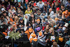 GP AUSTRIA, Daniel Ricciardo (AUS) McLaren with fans.
10.07.2022. Formula 1 World Championship, Rd 11, Austrian Grand Prix, Spielberg, Austria, Gara Day.
- www.xpbimages.com, EMail: requests@xpbimages.com © Copyright: Bearne / XPB Images
