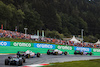 GP AUSTRIA, Fernando Alonso (ESP) Alpine F1 Team A522 davanti a Kevin Magnussen (DEN) Haas VF-22; Mick Schumacher (GER) Haas VF-22; e Lewis Hamilton (GBR) Mercedes AMG F1 W13.
10.07.2022. Formula 1 World Championship, Rd 11, Austrian Grand Prix, Spielberg, Austria, Gara Day.
- www.xpbimages.com, EMail: requests@xpbimages.com © Copyright: Bearne / XPB Images
