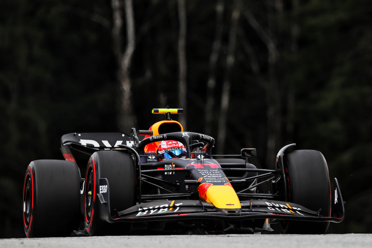 GP AUSTRIA, Sergio Perez (MEX) Red Bull Racing RB18.
09.07.2022. Formula 1 World Championship, Rd 11, Austrian Grand Prix, Spielberg, Austria, Sprint Day.
 - www.xpbimages.com, EMail: requests@xpbimages.com © Copyright: Coates / XPB Images