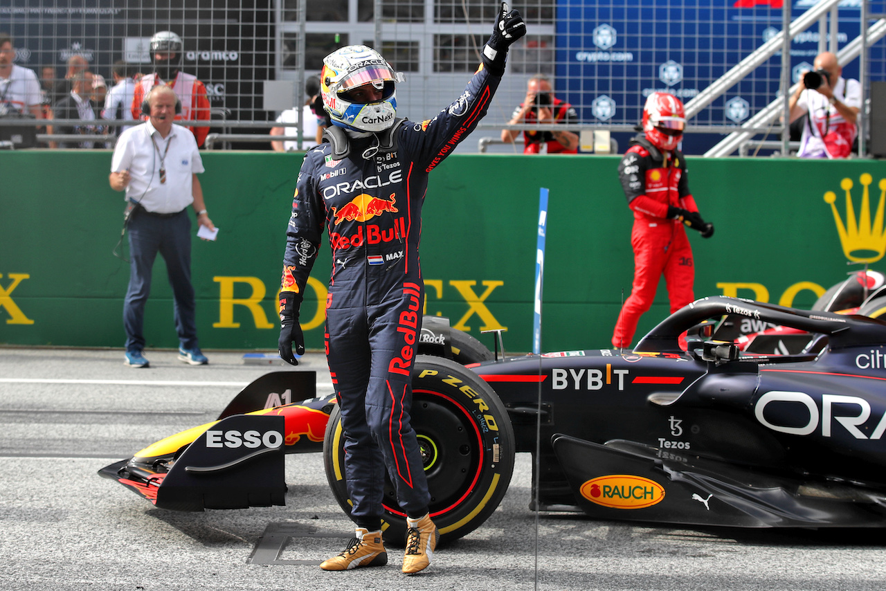 GP AUSTRIA, Max Verstappen (NLD) Red Bull Racing RB18 celebrates in parc ferme finishing first in sprint.
09.07.2022. Formula 1 World Championship, Rd 11, Austrian Grand Prix, Spielberg, Austria, Sprint Day.
 - www.xpbimages.com, EMail: requests@xpbimages.com © Copyright: Coates / XPB Images