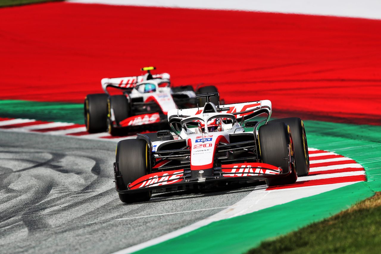 GP AUSTRIA, Kevin Magnussen (DEN) Haas VF-22.
09.07.2022. Formula 1 World Championship, Rd 11, Austrian Grand Prix, Spielberg, Austria, Sprint Day.
 - www.xpbimages.com, EMail: requests@xpbimages.com © Copyright: Coates / XPB Images