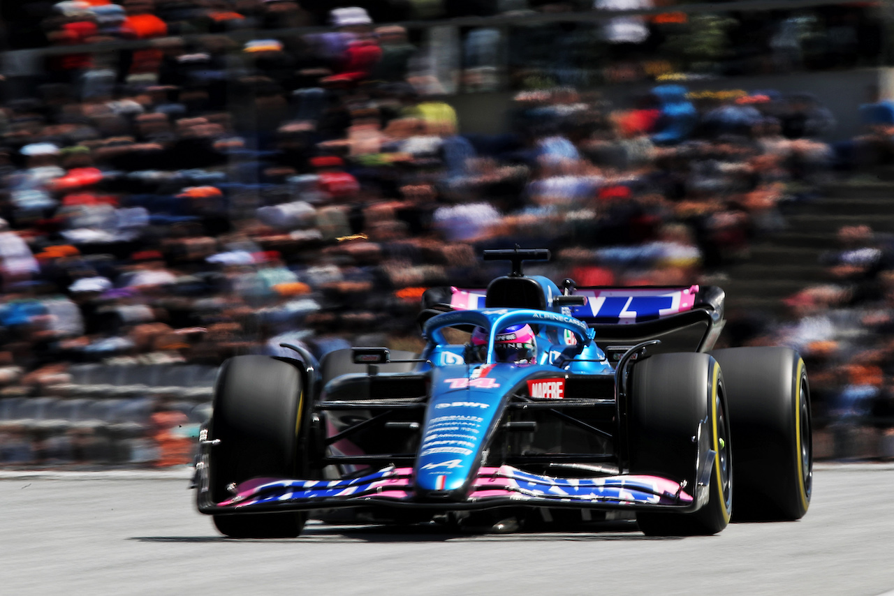 GP AUSTRIA, Fernando Alonso (ESP) Alpine F1 Team A522.
08.07.2022. Formula 1 World Championship, Rd 11, Austrian Grand Prix, Spielberg, Austria, Qualifiche Day.
 - www.xpbimages.com, EMail: requests@xpbimages.com © Copyright: Coates / XPB Images