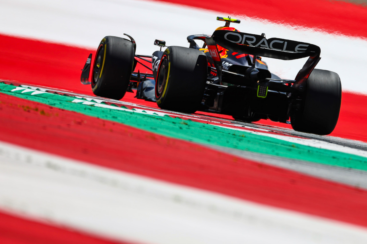 GP AUSTRIA, Sergio Perez (MEX), Red Bull Racing 
08.07.2022. Formula 1 World Championship, Rd 11, Austrian Grand Prix, Spielberg, Austria, Qualifiche Day.
- www.xpbimages.com, EMail: requests@xpbimages.com © Copyright: Charniaux / XPB Images