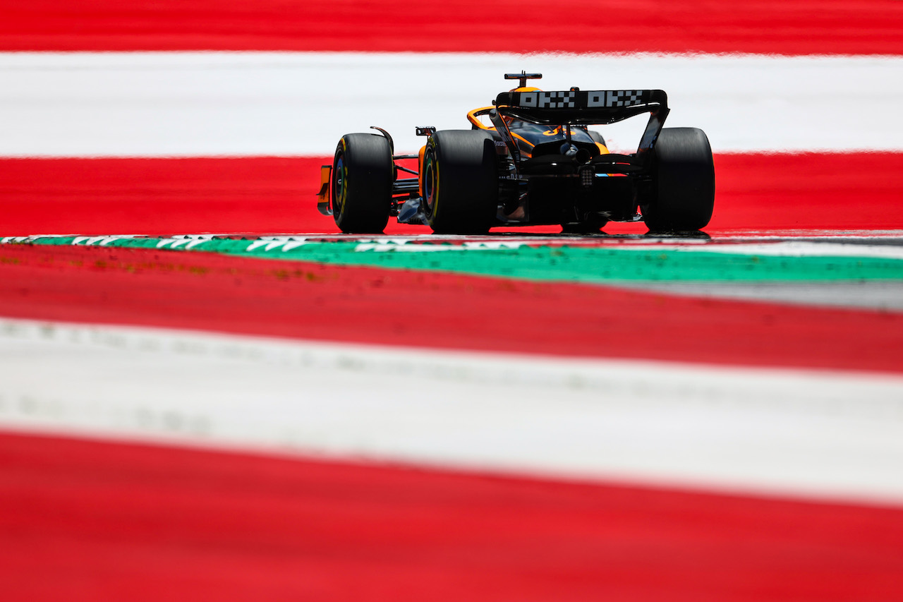 GP AUSTRIA, Daniel Ricciardo (AUS), McLaren F1 Team 
08.07.2022. Formula 1 World Championship, Rd 11, Austrian Grand Prix, Spielberg, Austria, Qualifiche Day.
- www.xpbimages.com, EMail: requests@xpbimages.com ¬© Copyright: Charniaux / XPB Images