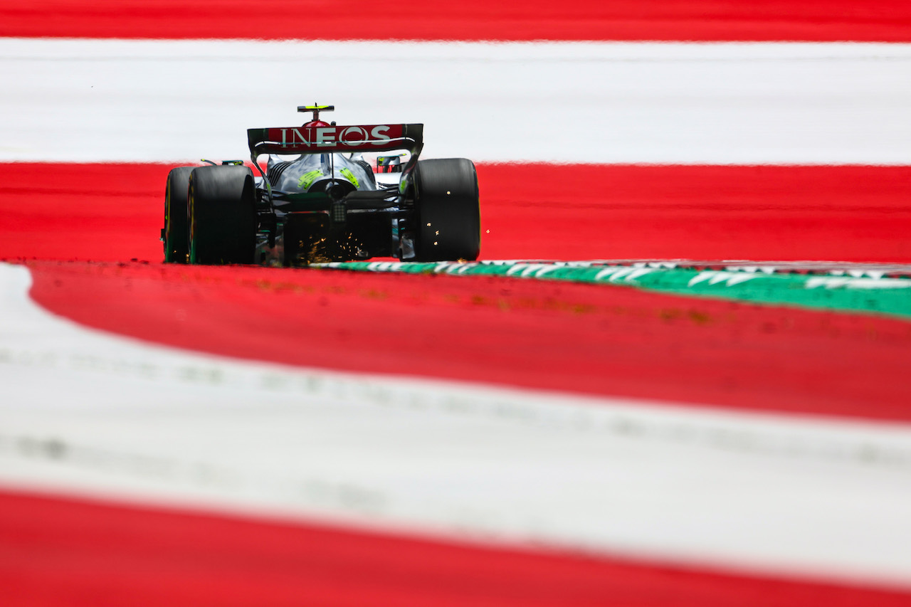 GP AUSTRIA, Lewis Hamilton (GBR), Mercedes AMG F1  
08.07.2022. Formula 1 World Championship, Rd 11, Austrian Grand Prix, Spielberg, Austria, Qualifiche Day.
- www.xpbimages.com, EMail: requests@xpbimages.com ¬© Copyright: Charniaux / XPB Images