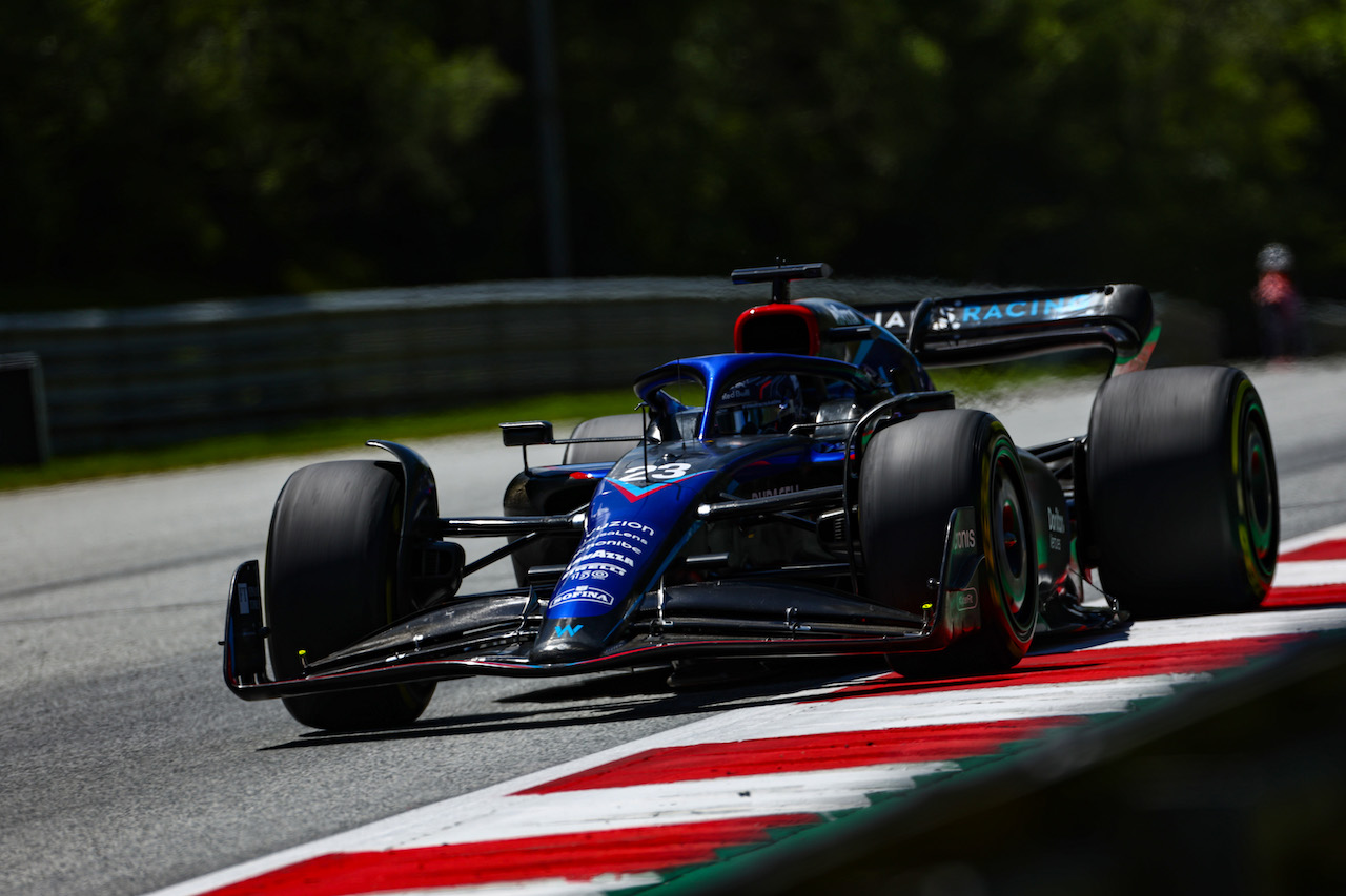 GP AUSTRIA, Alex Albon (THA), Williams F1 Team 
08.07.2022. Formula 1 World Championship, Rd 11, Austrian Grand Prix, Spielberg, Austria, Qualifiche Day.
- www.xpbimages.com, EMail: requests@xpbimages.com ¬© Copyright: Charniaux / XPB Images