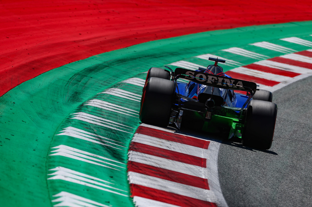 GP AUSTRIA, Alex Albon (THA), Williams F1 Team 
08.07.2022. Formula 1 World Championship, Rd 11, Austrian Grand Prix, Spielberg, Austria, Qualifiche Day.
- www.xpbimages.com, EMail: requests@xpbimages.com ¬© Copyright: Charniaux / XPB Images