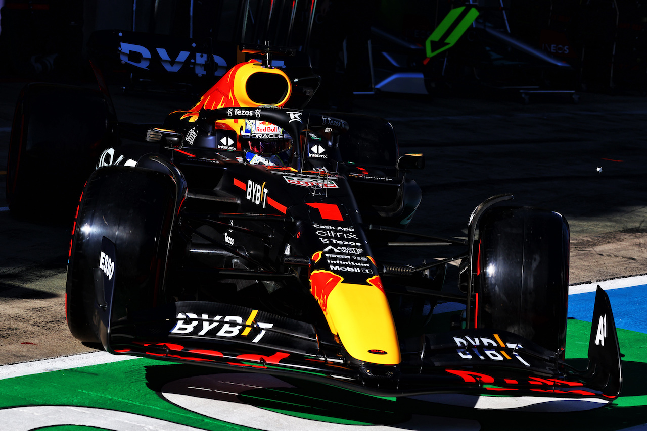 GP AUSTRIA, Max Verstappen (NLD) Red Bull Racing RB18.
08.07.2022. Formula 1 World Championship, Rd 11, Austrian Grand Prix, Spielberg, Austria, Qualifiche Day.
- www.xpbimages.com, EMail: requests@xpbimages.com © Copyright: Batchelor / XPB Images