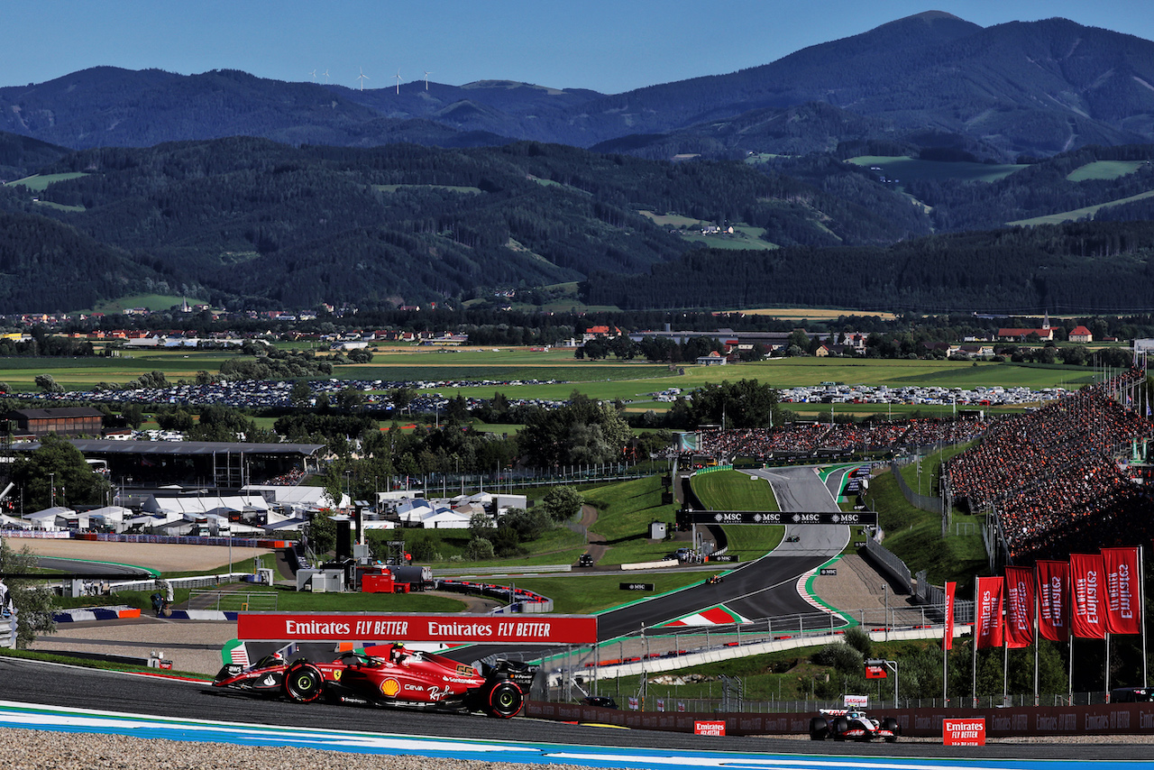GP AUSTRIA, Carlos Sainz Jr (ESP) Ferrari F1-75.
08.07.2022. Formula 1 World Championship, Rd 11, Austrian Grand Prix, Spielberg, Austria, Qualifiche Day.
- www.xpbimages.com, EMail: requests@xpbimages.com © Copyright: Bearne / XPB Images