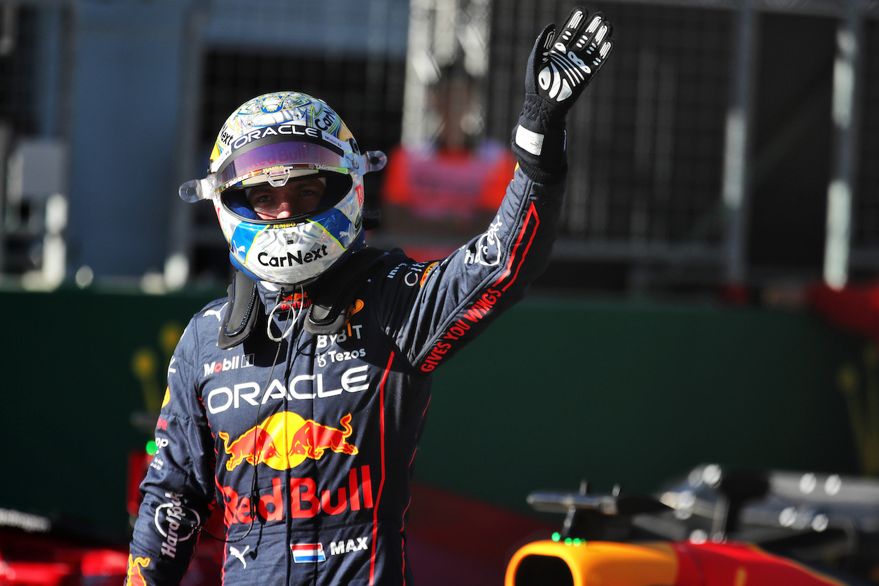 GP AUSTRIA, Max Verstappen (NLD) Red Bull Racing celebrates being fastest in qualifying in parc ferme.
08.07.2022. Formula 1 World Championship, Rd 11, Austrian Grand Prix, Spielberg, Austria, Qualifiche Day.
 - www.xpbimages.com, EMail: requests@xpbimages.com © Copyright: Coates / XPB Images