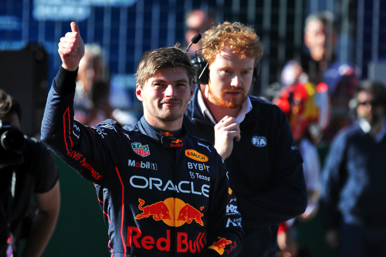 GP AUSTRIA, Max Verstappen (NLD) Red Bull Racing celebrates being fastest in qualifying in parc ferme.
08.07.2022. Formula 1 World Championship, Rd 11, Austrian Grand Prix, Spielberg, Austria, Qualifiche Day.
 - www.xpbimages.com, EMail: requests@xpbimages.com © Copyright: Coates / XPB Images