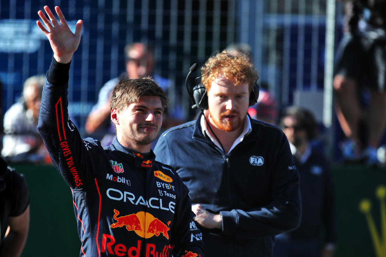 GP AUSTRIA, Max Verstappen (NLD) Red Bull Racing celebrates being fastest in qualifying in parc ferme.
08.07.2022. Formula 1 World Championship, Rd 11, Austrian Grand Prix, Spielberg, Austria, Qualifiche Day.
 - www.xpbimages.com, EMail: requests@xpbimages.com © Copyright: Coates / XPB Images