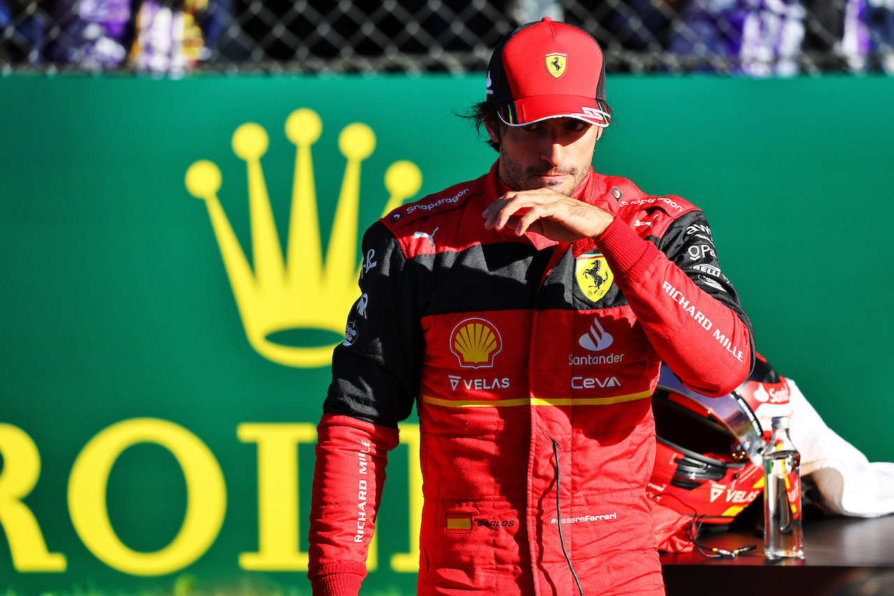 GP AUSTRIA, Carlos Sainz Jr (ESP) Ferrari in qualifying parc ferme.
08.07.2022. Formula 1 World Championship, Rd 11, Austrian Grand Prix, Spielberg, Austria, Qualifiche Day.
- www.xpbimages.com, EMail: requests@xpbimages.com © Copyright: Batchelor / XPB Images