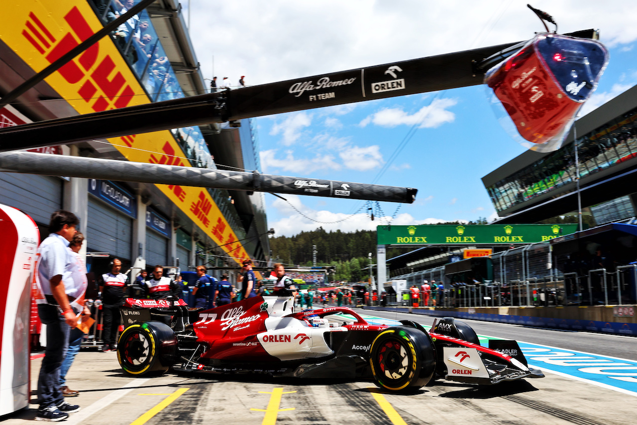 GP AUSTRIA, Valtteri Bottas (FIN) Alfa Romeo F1 Team C42 leaves the pits.
08.07.2022. Formula 1 World Championship, Rd 11, Austrian Grand Prix, Spielberg, Austria, Qualifiche Day.
- www.xpbimages.com, EMail: requests@xpbimages.com © Copyright: Batchelor / XPB Images