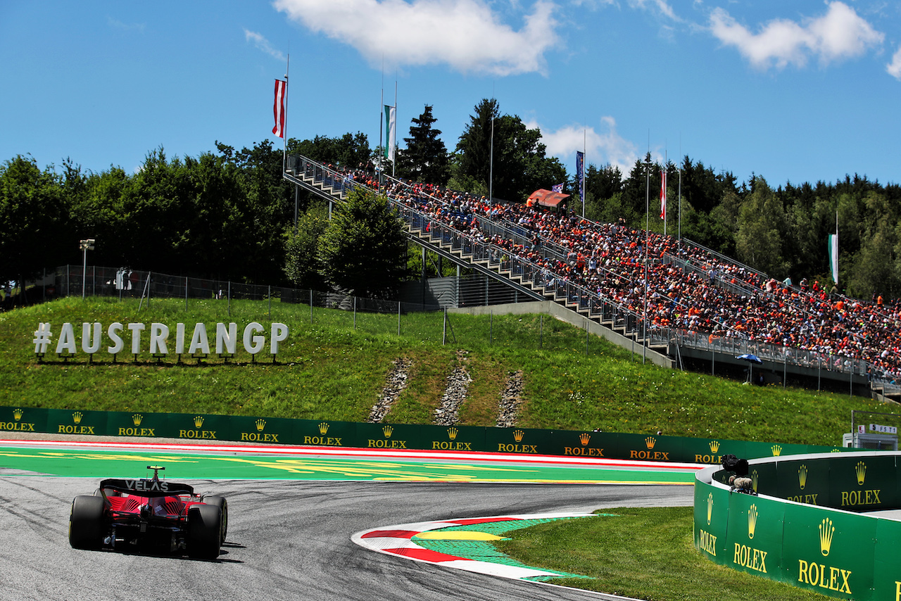 GP AUSTRIA, Carlos Sainz Jr (ESP) Ferrari F1-75.
08.07.2022. Formula 1 World Championship, Rd 11, Austrian Grand Prix, Spielberg, Austria, Qualifiche Day.
 - www.xpbimages.com, EMail: requests@xpbimages.com © Copyright: Coates / XPB Images