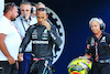 GP AUSTRIA, Lewis Hamilton (GBR) Mercedes AMG F1 e Angela Cullen (NZL) Mercedes AMG F1 Physiotherapist.
08.07.2022. Formula 1 World Championship, Rd 11, Austrian Grand Prix, Spielberg, Austria, Qualifiche Day.
- www.xpbimages.com, EMail: requests@xpbimages.com © Copyright: Batchelor / XPB Images