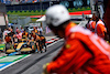 GP AUSTRIA, The McLaren MCL36 of Lando Norris (GBR) McLaren is recovered back to the pits by meccanici.
08.07.2022. Formula 1 World Championship, Rd 11, Austrian Grand Prix, Spielberg, Austria, Qualifiche Day.
- www.xpbimages.com, EMail: requests@xpbimages.com © Copyright: Batchelor / XPB Images