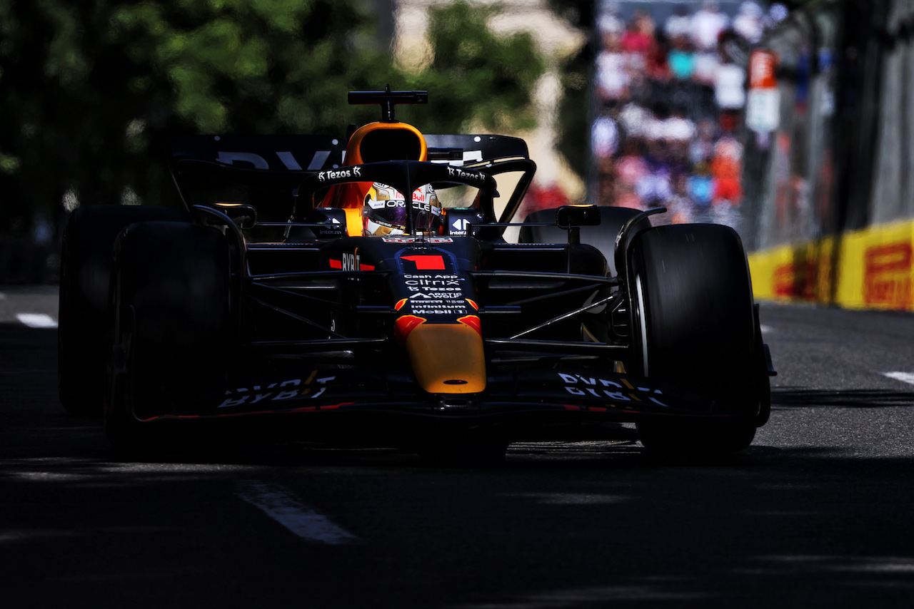 GP AZERBAIJAN, Max Verstappen (NLD) Red Bull Racing RB18.
12.06.2022. Formula 1 World Championship, Rd 8, Azerbaijan Grand Prix, Baku Street Circuit, Azerbaijan, Gara Day.
- www.xpbimages.com, EMail: requests@xpbimages.com © Copyright: Bearne / XPB Images