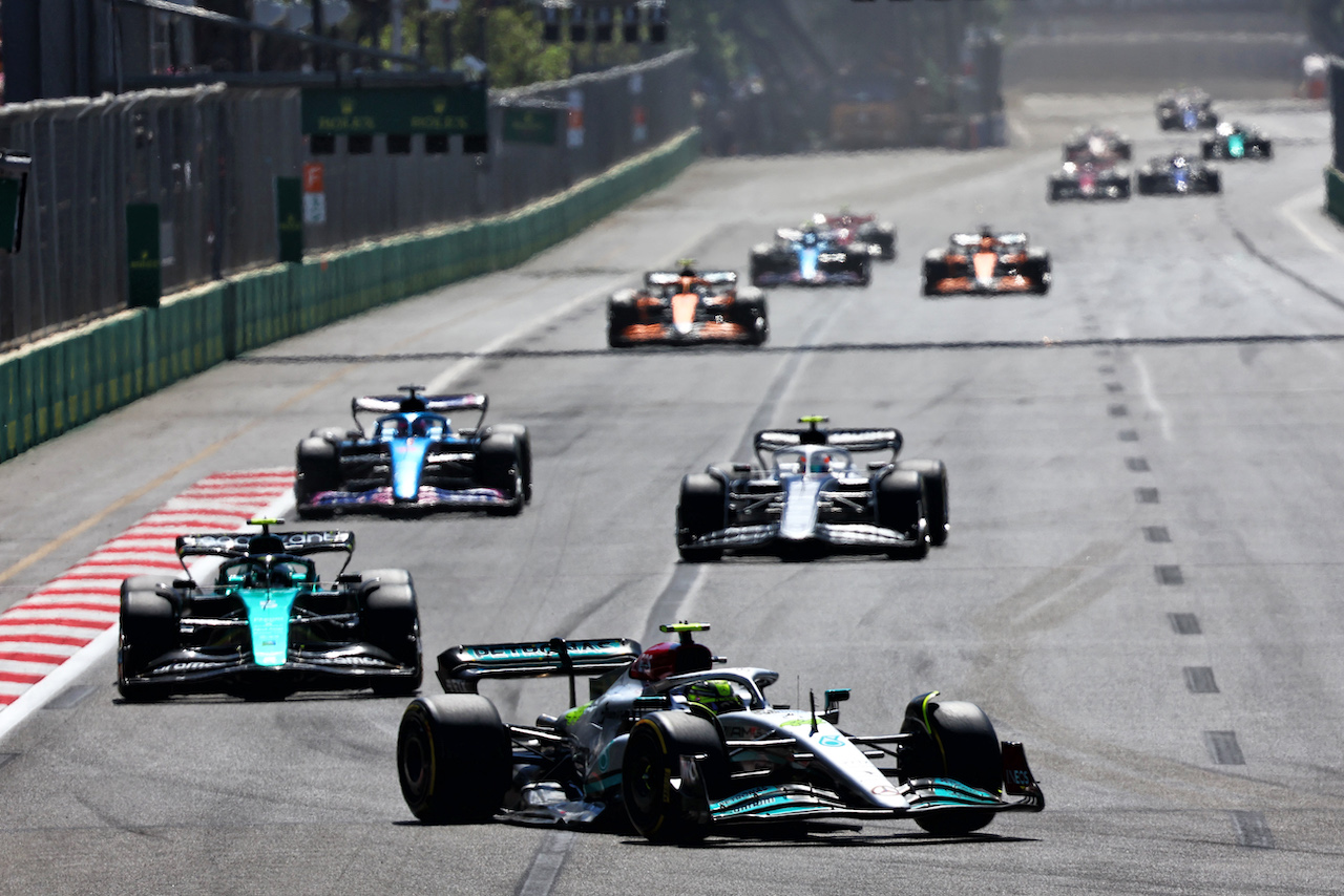 GP AZERBAIJAN, Lewis Hamilton (GBR) Mercedes AMG F1 W13.
12.06.2022. Formula 1 World Championship, Rd 8, Azerbaijan Grand Prix, Baku Street Circuit, Azerbaijan, Gara Day.
- www.xpbimages.com, EMail: requests@xpbimages.com © Copyright: Batchelor / XPB Images