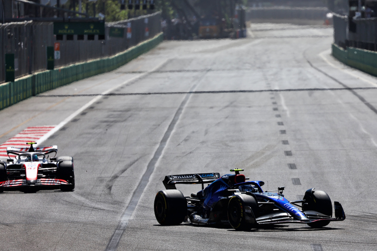 GP AZERBAIJAN, Nicholas Latifi (CDN) Williams Racing FW44.
12.06.2022. Formula 1 World Championship, Rd 8, Azerbaijan Grand Prix, Baku Street Circuit, Azerbaijan, Gara Day.
- www.xpbimages.com, EMail: requests@xpbimages.com © Copyright: Batchelor / XPB Images