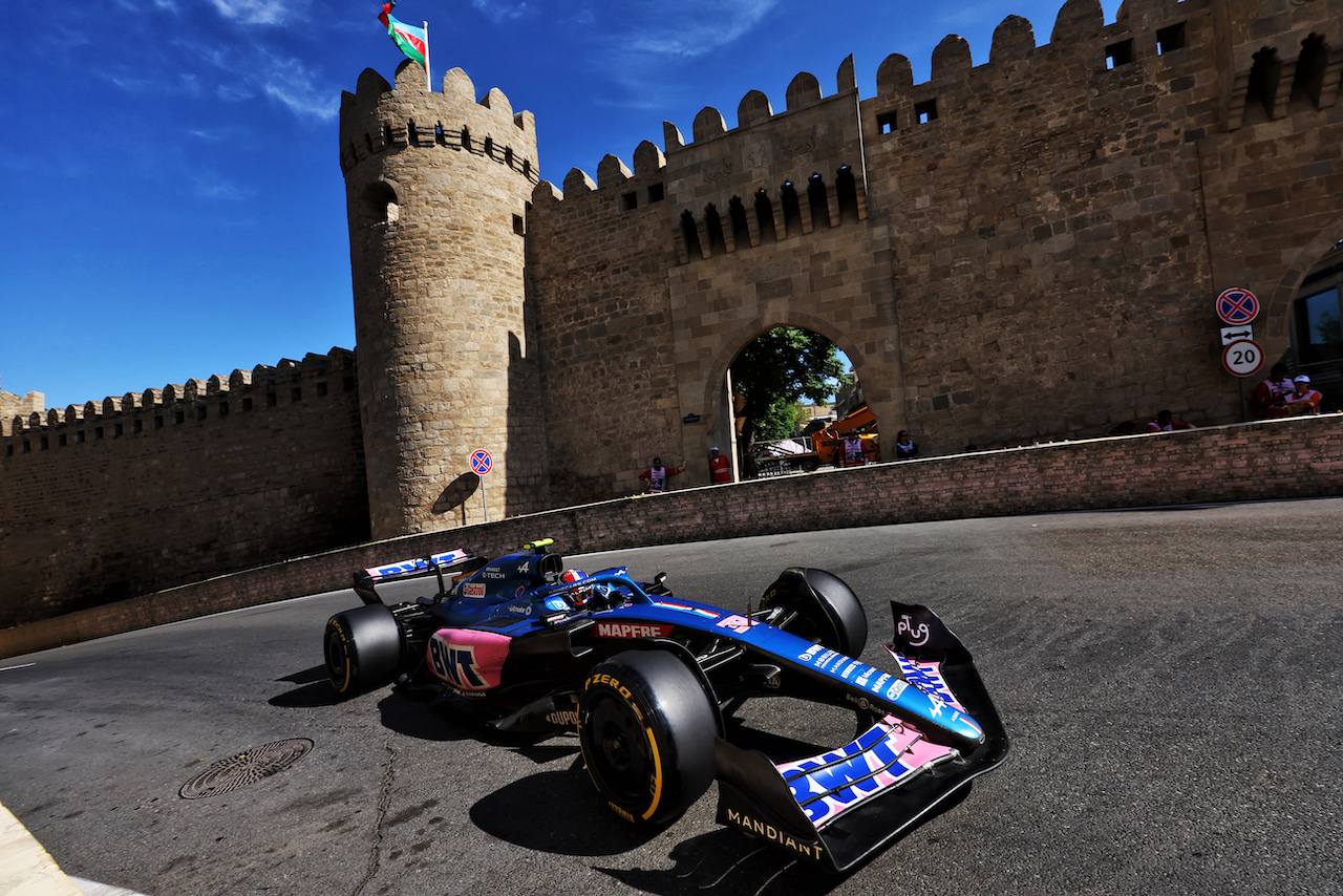 GP AZERBAIJAN, Esteban Ocon (FRA) Alpine F1 Team A522.
12.06.2022. Formula 1 World Championship, Rd 8, Azerbaijan Grand Prix, Baku Street Circuit, Azerbaijan, Gara Day.
- www.xpbimages.com, EMail: requests@xpbimages.com © Copyright: Bearne / XPB Images