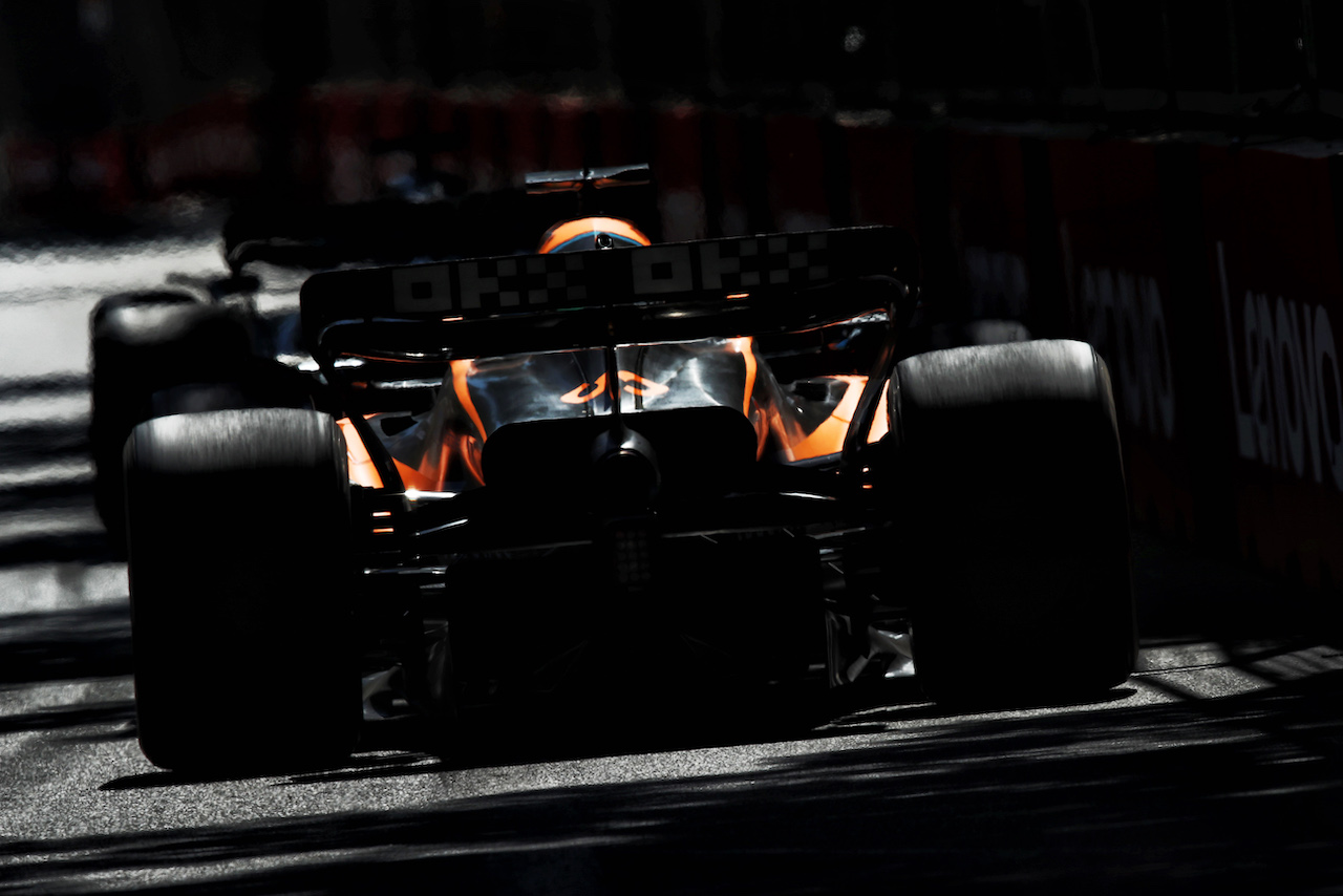 GP AZERBAIJAN, Daniel Ricciardo (AUS) McLaren MCL36.
12.06.2022. Formula 1 World Championship, Rd 8, Azerbaijan Grand Prix, Baku Street Circuit, Azerbaijan, Gara Day.
 - www.xpbimages.com, EMail: requests@xpbimages.com © Copyright: Coates / XPB Images