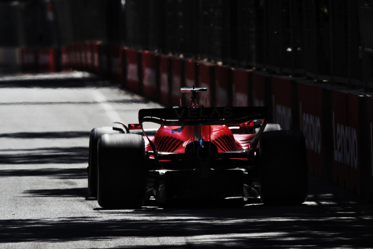 GP AZERBAIJAN, Charles Leclerc (MON) Ferrari F1-75.
12.06.2022. Formula 1 World Championship, Rd 8, Azerbaijan Grand Prix, Baku Street Circuit, Azerbaijan, Gara Day.
 - www.xpbimages.com, EMail: requests@xpbimages.com © Copyright: Coates / XPB Images