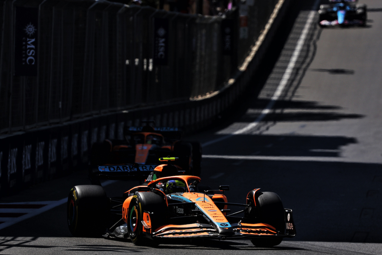 GP AZERBAIJAN, Lando Norris (GBR) McLaren MCL36.
12.06.2022. Formula 1 World Championship, Rd 8, Azerbaijan Grand Prix, Baku Street Circuit, Azerbaijan, Gara Day.
- www.xpbimages.com, EMail: requests@xpbimages.com © Copyright: Bearne / XPB Images