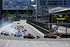 GP AZERBAIJAN, Sergio Perez (MEX) Red Bull Racing RB18 davanti a Charles Leclerc (MON) Ferrari F1-75 at the partenza of the race.
12.06.2022. Formula 1 World Championship, Rd 8, Azerbaijan Grand Prix, Baku Street Circuit, Azerbaijan, Gara Day.
- www.xpbimages.com, EMail: requests@xpbimages.com © Copyright: Batchelor / XPB Images