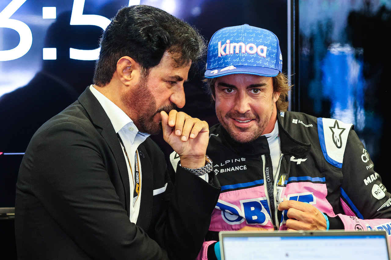 GP AZERBAIJAN, Mohammed Bin Sulayem (UAE) FIA President e Fernando Alonso (ESP), Alpine F1 Team 
09.06.2022. Formula 1 World Championship, Rd 8, Azerbaijan Grand Prix, Baku Street Circuit, Azerbaijan, Preparation Day.
- www.xpbimages.com, EMail: requests@xpbimages.com ¬© Copyright: Charniaux / XPB Images