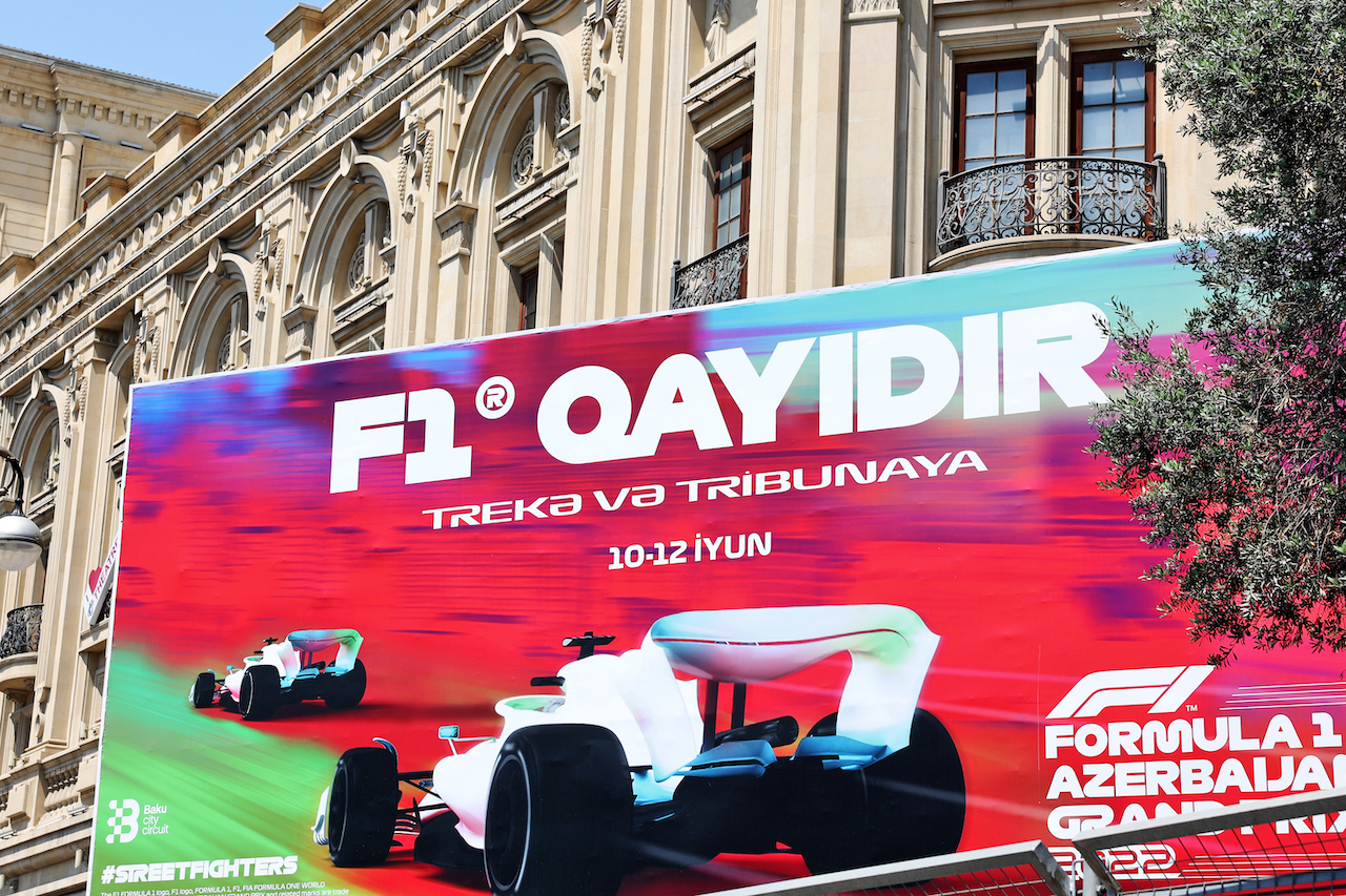 GP AZERBAIJAN, Circuit Atmosfera.
09.06.2022. Formula 1 World Championship, Rd 8, Azerbaijan Grand Prix, Baku Street Circuit, Azerbaijan, Preparation Day.
- www.xpbimages.com, EMail: requests@xpbimages.com © Copyright: Bearne / XPB Images