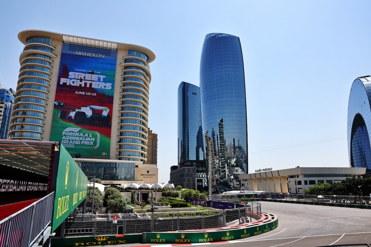 GP AZERBAIJAN, Circuit Atmosfera.
09.06.2022. Formula 1 World Championship, Rd 8, Azerbaijan Grand Prix, Baku Street Circuit, Azerbaijan, Preparation Day.
- www.xpbimages.com, EMail: requests@xpbimages.com © Copyright: Batchelor / XPB Images