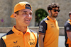GP AZERBAIJAN, Lando Norris (GBR) McLaren walks the circuit with the team.
09.06.2022. Formula 1 World Championship, Rd 8, Azerbaijan Grand Prix, Baku Street Circuit, Azerbaijan, Preparation Day.
- www.xpbimages.com, EMail: requests@xpbimages.com © Copyright: Bearne / XPB Images