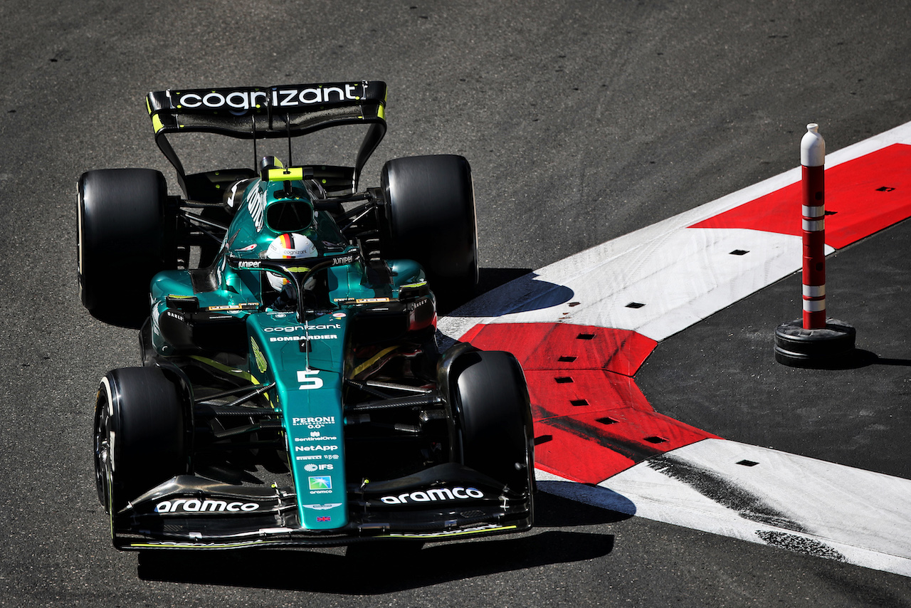 GP AZERBAIJAN, Sebastian Vettel (GER) Aston Martin F1 Team AMR22.
11.06.2022. Formula 1 World Championship, Rd 8, Azerbaijan Grand Prix, Baku Street Circuit, Azerbaijan, Qualifiche Day.
 - www.xpbimages.com, EMail: requests@xpbimages.com © Copyright: Coates / XPB Images