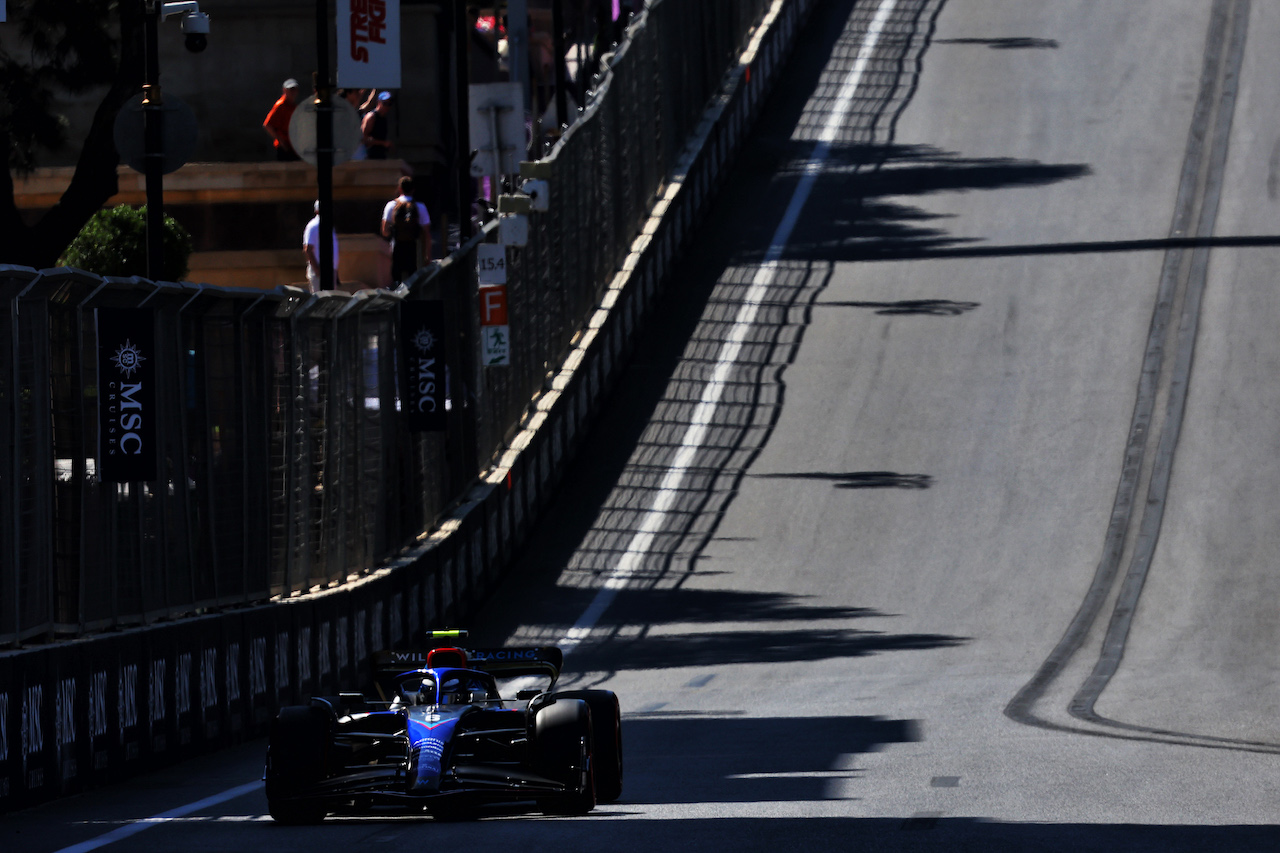 GP AZERBAIJAN, Nicholas Latifi (CDN) Williams Racing FW44.
11.06.2022. Formula 1 World Championship, Rd 8, Azerbaijan Grand Prix, Baku Street Circuit, Azerbaijan, Qualifiche Day.
- www.xpbimages.com, EMail: requests@xpbimages.com © Copyright: Batchelor / XPB Images