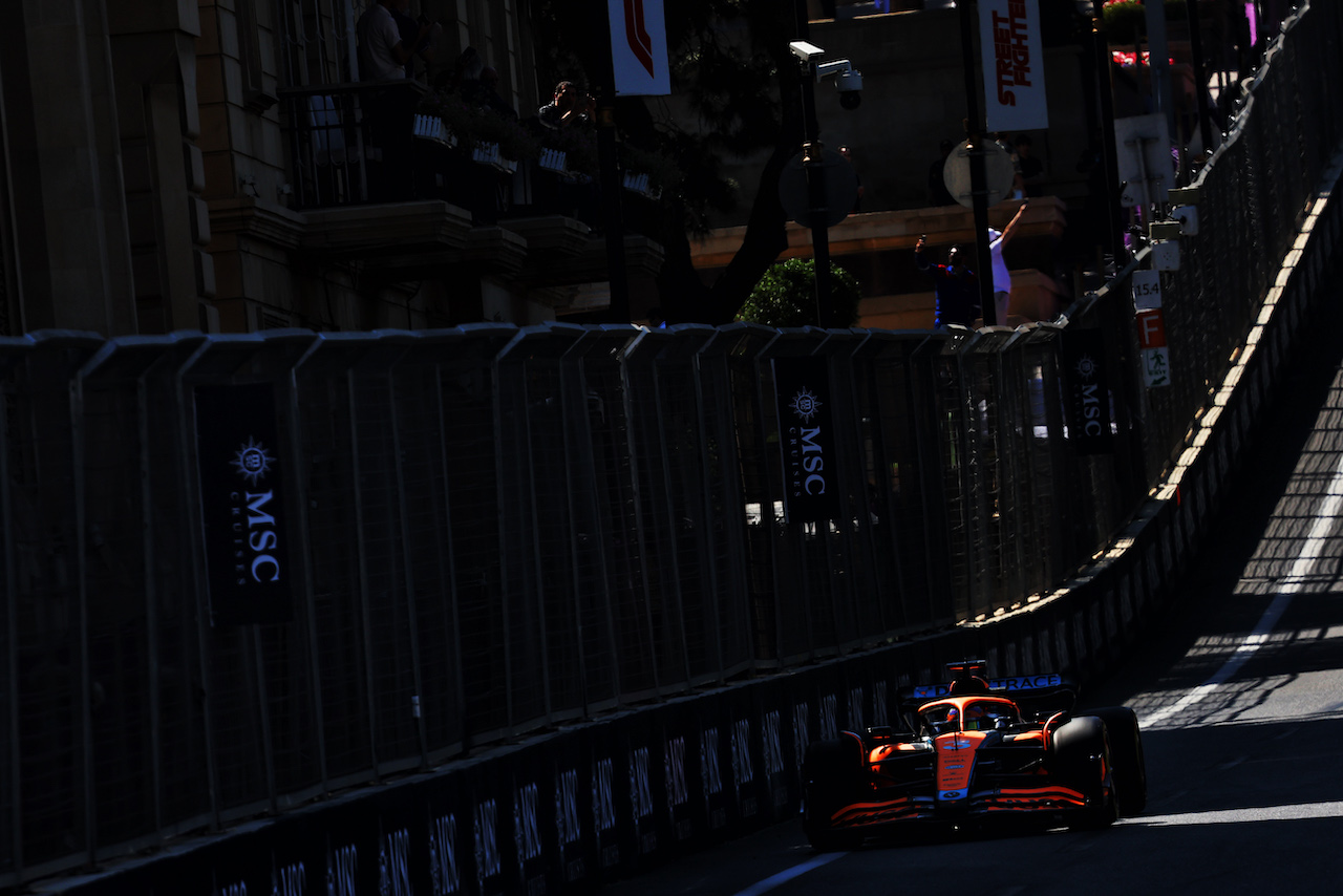 GP AZERBAIJAN, Daniel Ricciardo (AUS) McLaren MCL36.
11.06.2022. Formula 1 World Championship, Rd 8, Azerbaijan Grand Prix, Baku Street Circuit, Azerbaijan, Qualifiche Day.
- www.xpbimages.com, EMail: requests@xpbimages.com © Copyright: Batchelor / XPB Images