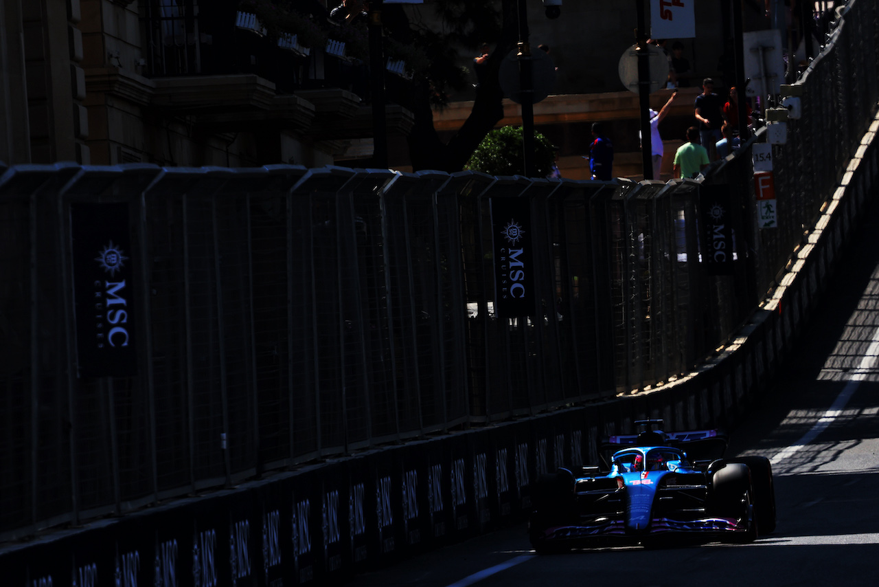 GP AZERBAIJAN, Fernando Alonso (ESP) Alpine F1 Team A522.
11.06.2022. Formula 1 World Championship, Rd 8, Azerbaijan Grand Prix, Baku Street Circuit, Azerbaijan, Qualifiche Day.
- www.xpbimages.com, EMail: requests@xpbimages.com © Copyright: Batchelor / XPB Images