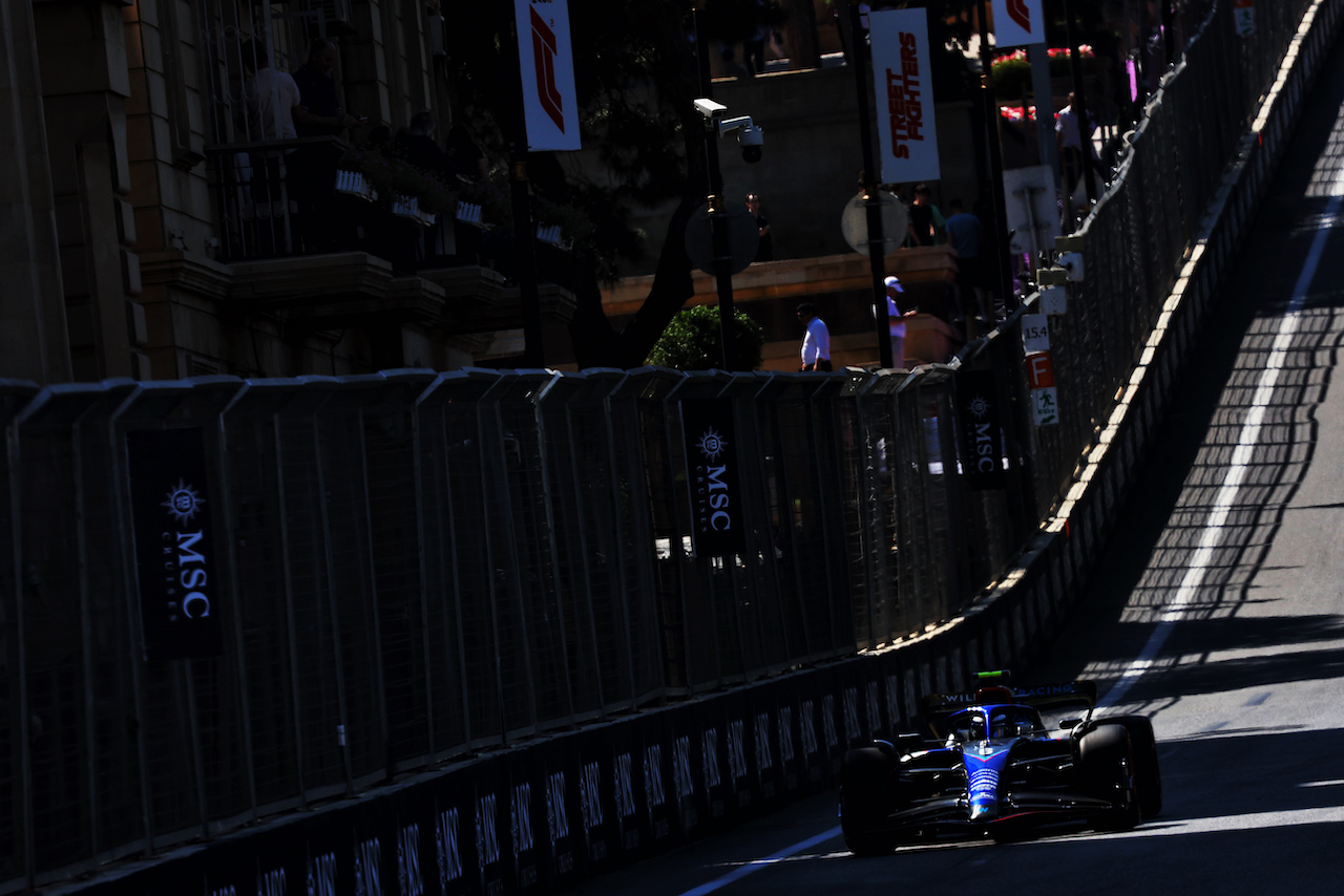 GP AZERBAIJAN, Nicholas Latifi (CDN) Williams Racing FW44.
11.06.2022. Formula 1 World Championship, Rd 8, Azerbaijan Grand Prix, Baku Street Circuit, Azerbaijan, Qualifiche Day.
- www.xpbimages.com, EMail: requests@xpbimages.com © Copyright: Batchelor / XPB Images