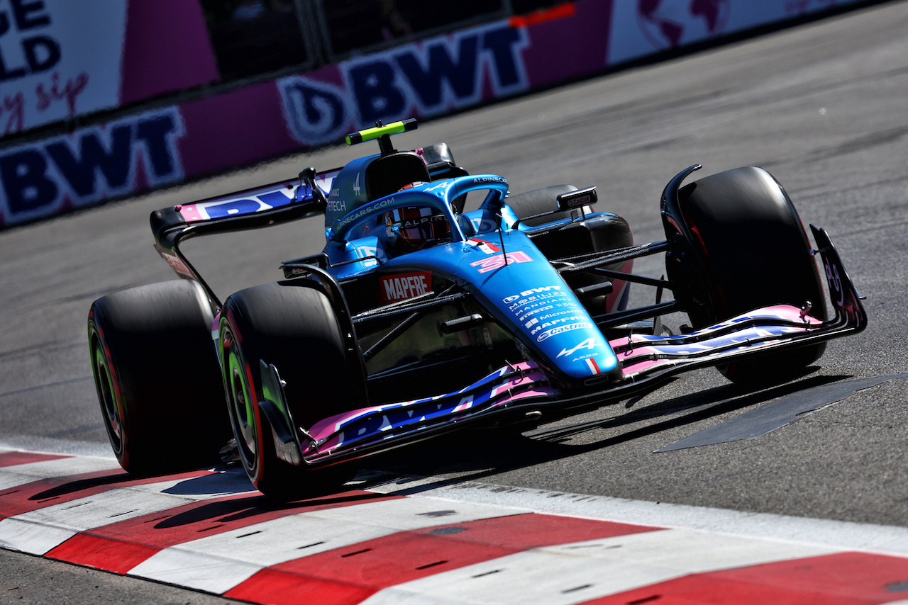 GP AZERBAIJAN, Esteban Ocon (FRA) Alpine F1 Team A522.
11.06.2022. Formula 1 World Championship, Rd 8, Azerbaijan Grand Prix, Baku Street Circuit, Azerbaijan, Qualifiche Day.
- www.xpbimages.com, EMail: requests@xpbimages.com © Copyright: Batchelor / XPB Images