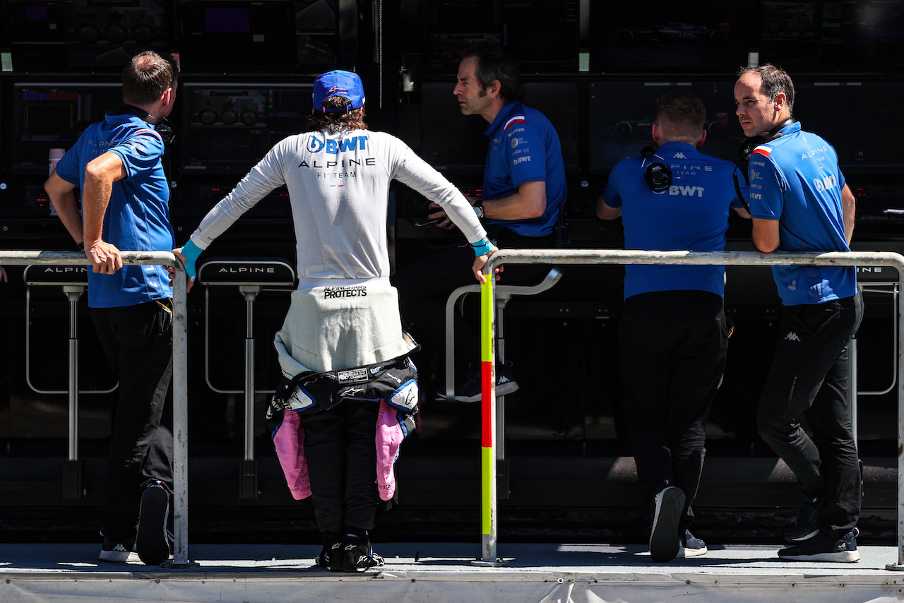 GP AZERBAIJAN, Fernando Alonso (ESP), Alpine F1 Team 
11.06.2022. Formula 1 World Championship, Rd 8, Azerbaijan Grand Prix, Baku Street Circuit, Azerbaijan, Qualifiche Day.
- www.xpbimages.com, EMail: requests@xpbimages.com © Copyright: Charniaux / XPB Images
