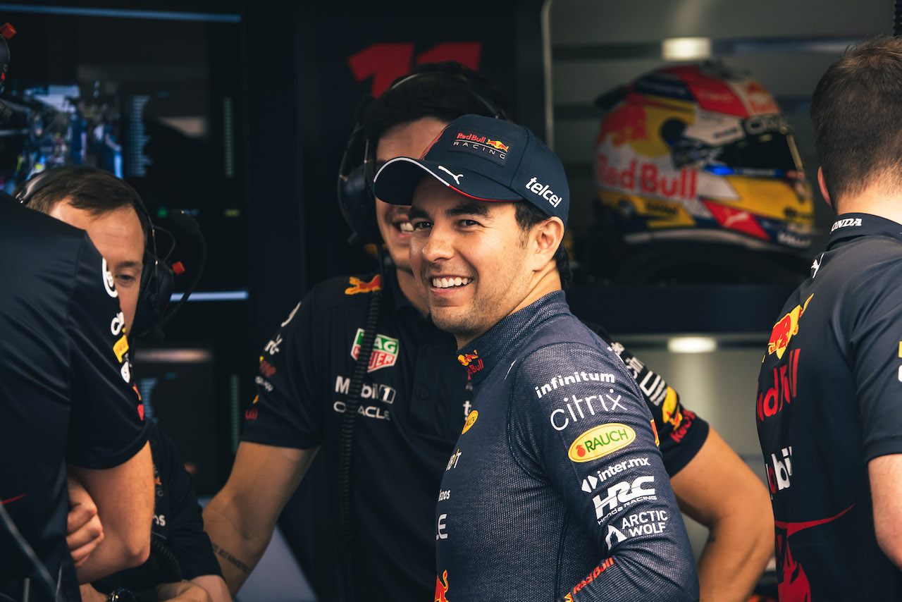 GP AZERBAIJAN, Sergio Perez (MEX) Red Bull Racing.
11.06.2022. Formula 1 World Championship, Rd 8, Azerbaijan Grand Prix, Baku Street Circuit, Azerbaijan, Qualifiche Day.
- www.xpbimages.com, EMail: requests@xpbimages.com © Copyright: Bearne / XPB Images