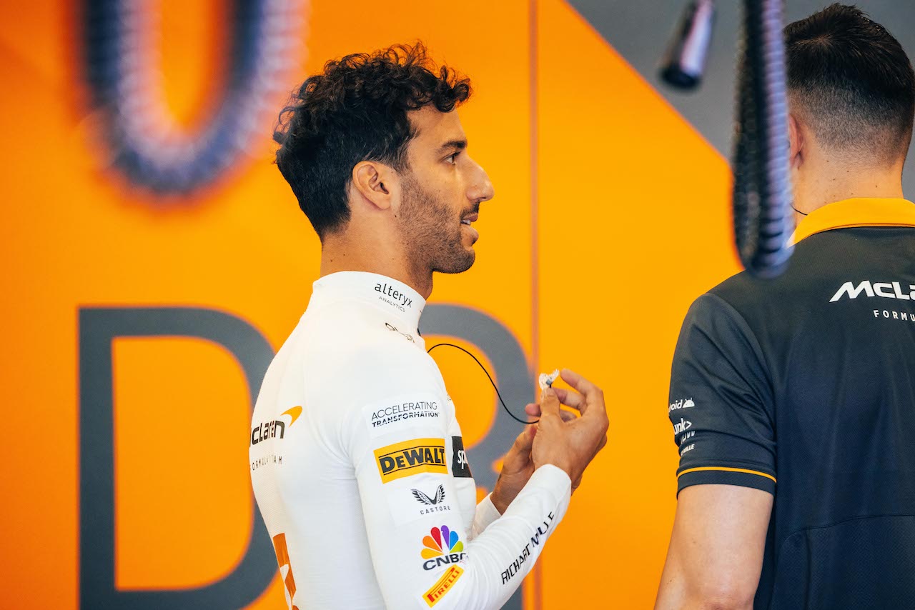 GP AZERBAIJAN, Daniel Ricciardo (AUS) McLaren.
11.06.2022. Formula 1 World Championship, Rd 8, Azerbaijan Grand Prix, Baku Street Circuit, Azerbaijan, Qualifiche Day.
- www.xpbimages.com, EMail: requests@xpbimages.com © Copyright: Bearne / XPB Images